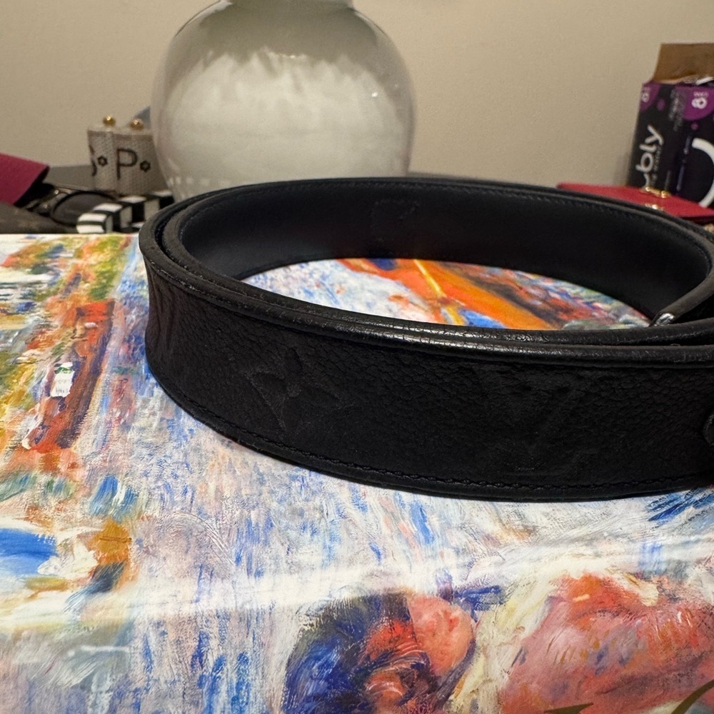 Louis Vuitton Empreinte navy blue belt. - Picture 3 of 8